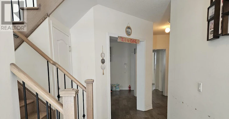 1060 Upper Thames Drive, Woodstock, ON, N4T 0H2 - 2