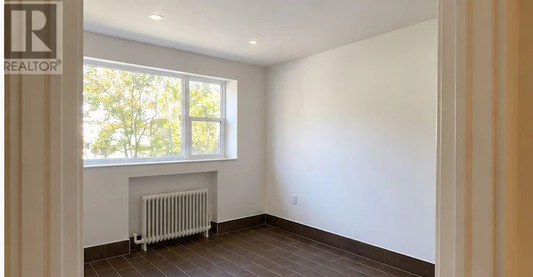 B1-15 Wilmington Avenue, Toronto, ON, M3H 5H7 - 8