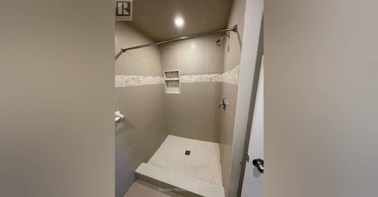 B1-15 Wilmington Avenue, Toronto, ON, M3H 5H7 - 11