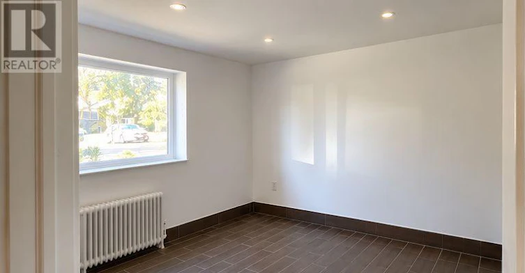 B1-15 Wilmington Avenue, Toronto, ON, M3H 5H7 - 6