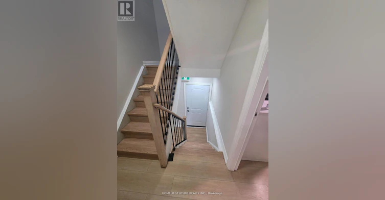2983 Lawrence Avenue E, Toronto, ON, M1P 2V6 - 3