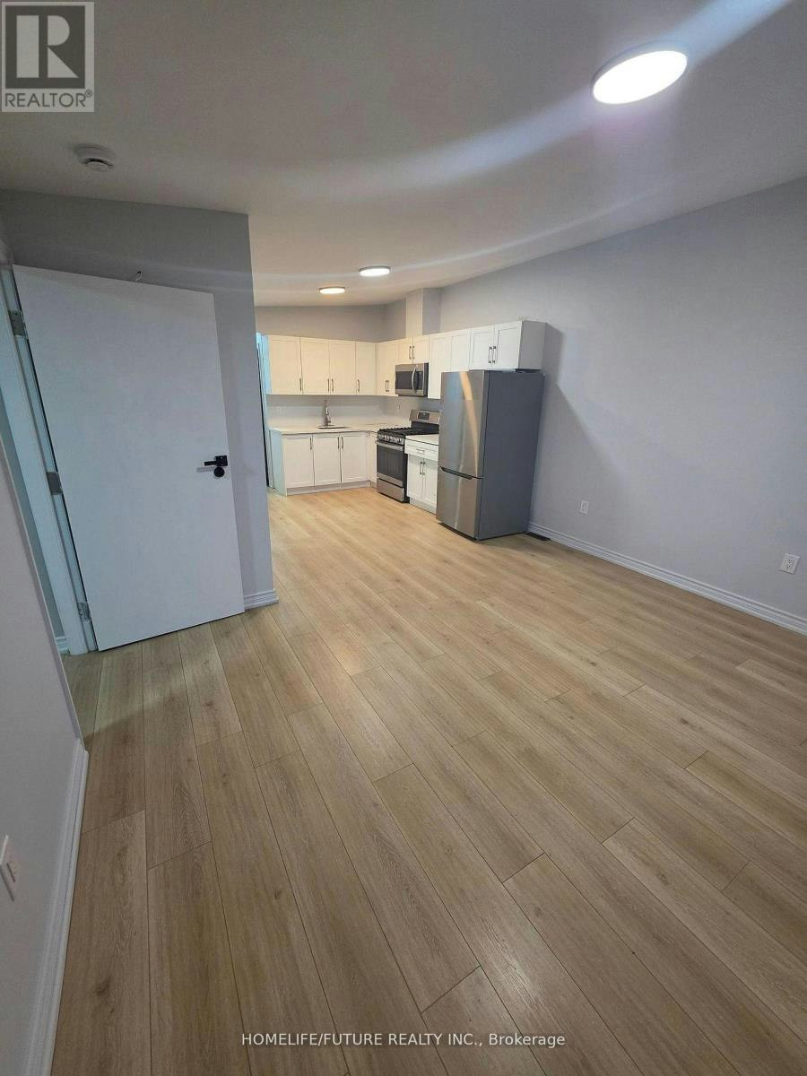 2983 Lawrence Avenue E, Toronto, ON, M1P 2V6 - 21