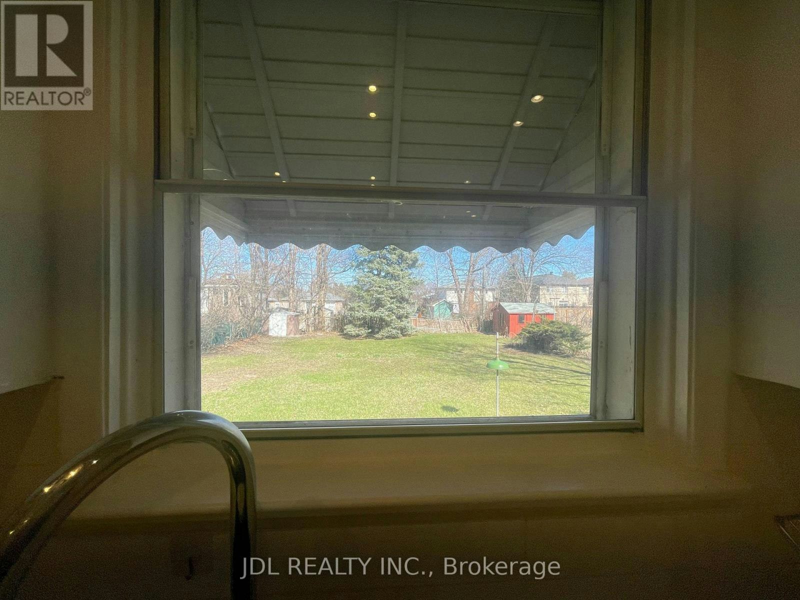 MAIN-73 Shilton Road, Toronto, ON, M1S 2J8 - 7