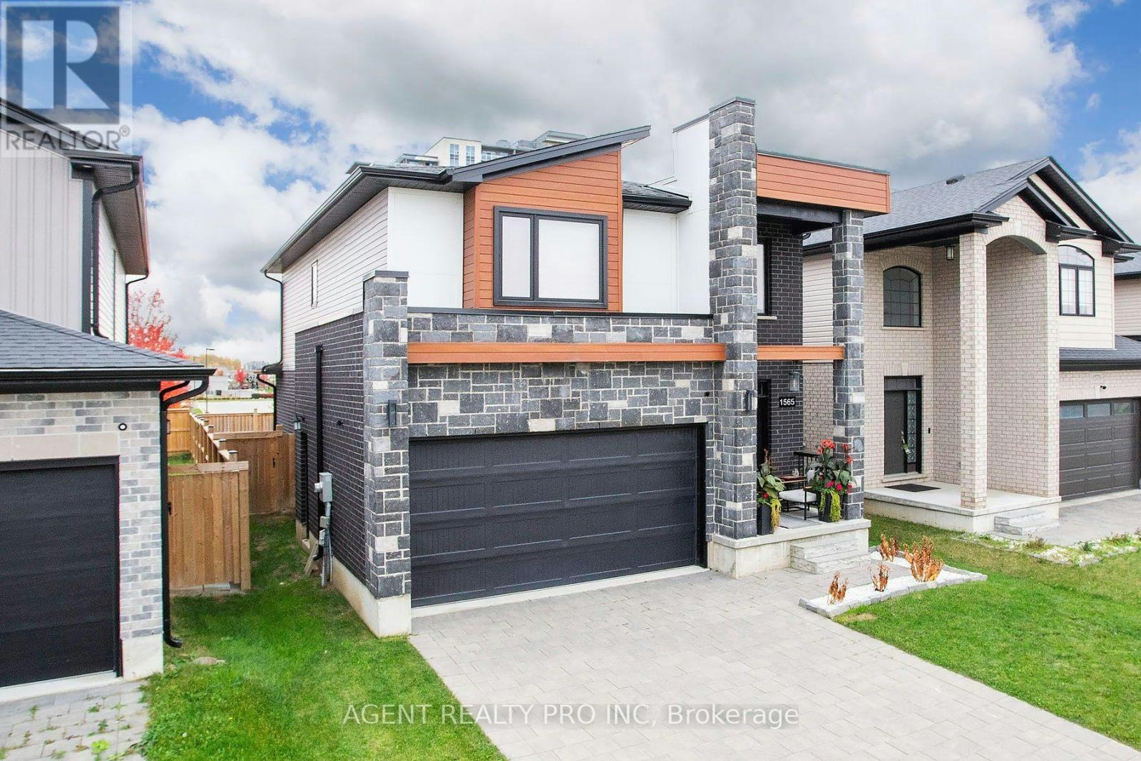 1565 Henrica Avenue N, London, ON, N6G 0S8