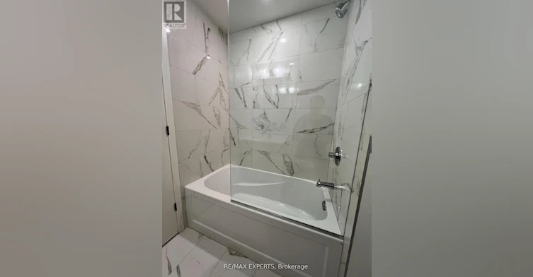 2803-8 Interchange Way, Vaughan, ON, L4K 5Z7 - 16