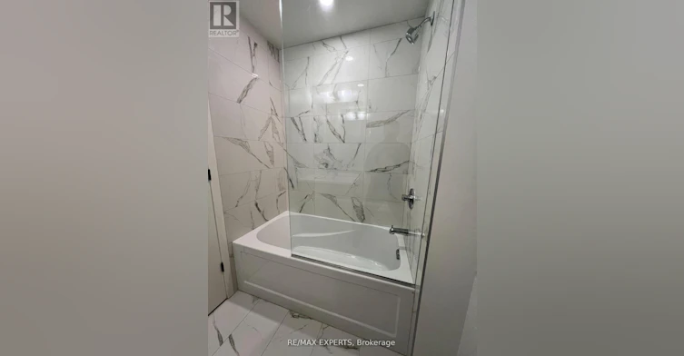 2803-8 Interchange Way, Vaughan, ON, L4K 5Z7 - 15