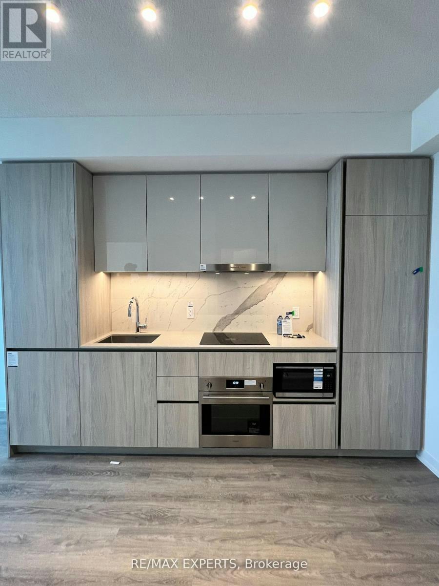 2803-8 Interchange Way, Vaughan, ON, L4K 5Z7 - 4