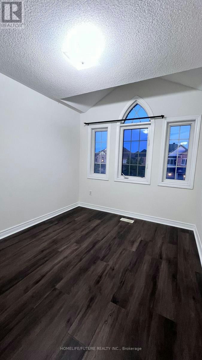 10 Brown Lane, Whitchurch-Stouffville, ON, L4A 0V2 - 7