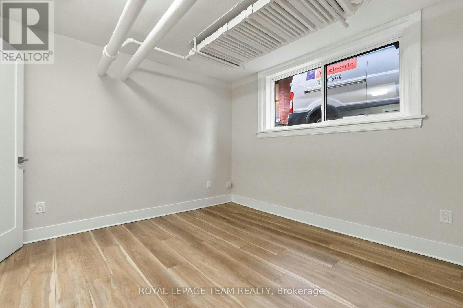 14-325 Cooper Street, Ottawa, ON, K2P 0G5 - 18