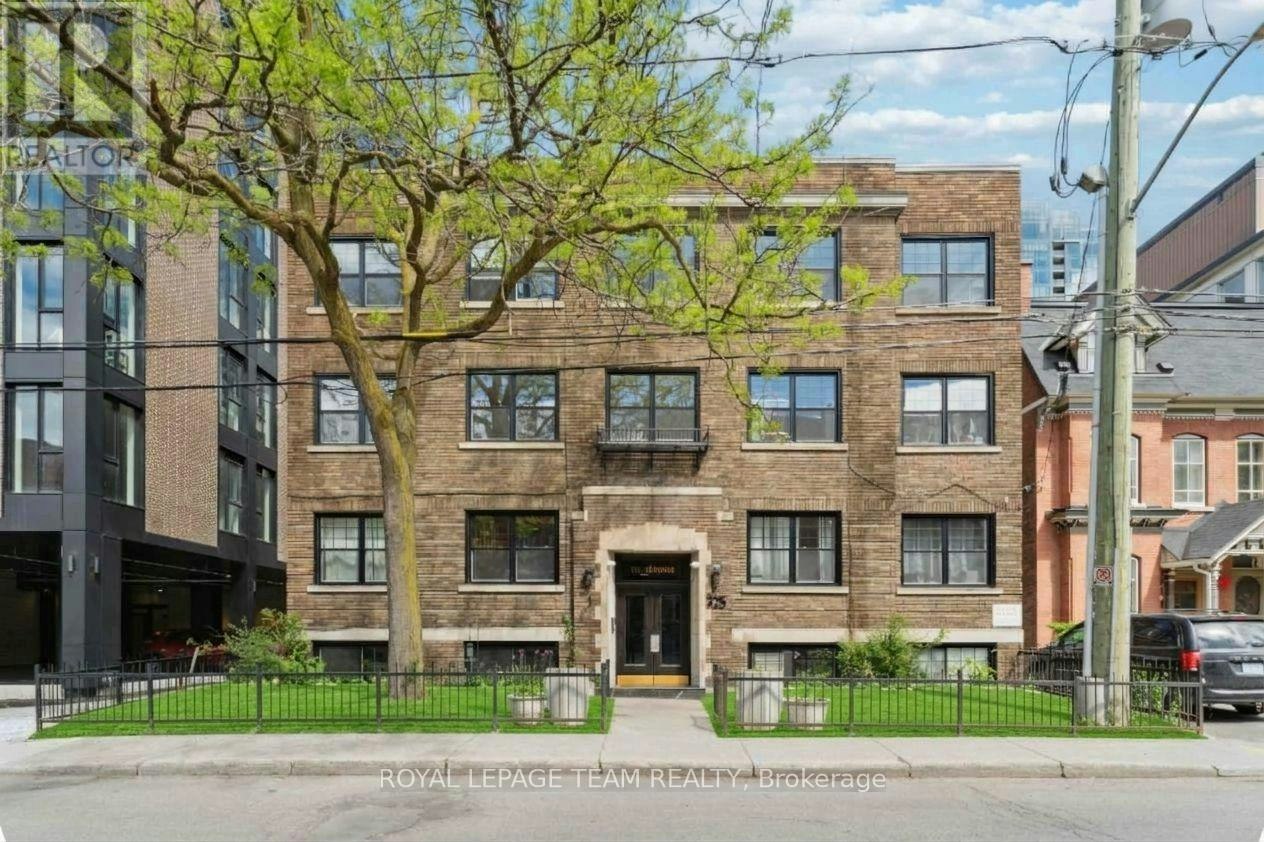14-325 Cooper Street, Ottawa, ON, K2P 0G5
