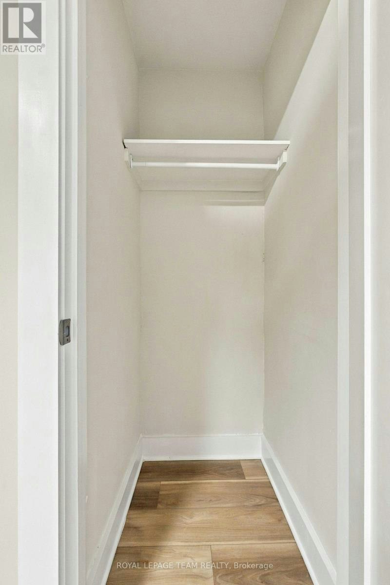 14-325 Cooper Street, Ottawa, ON, K2P 0G5 - 23