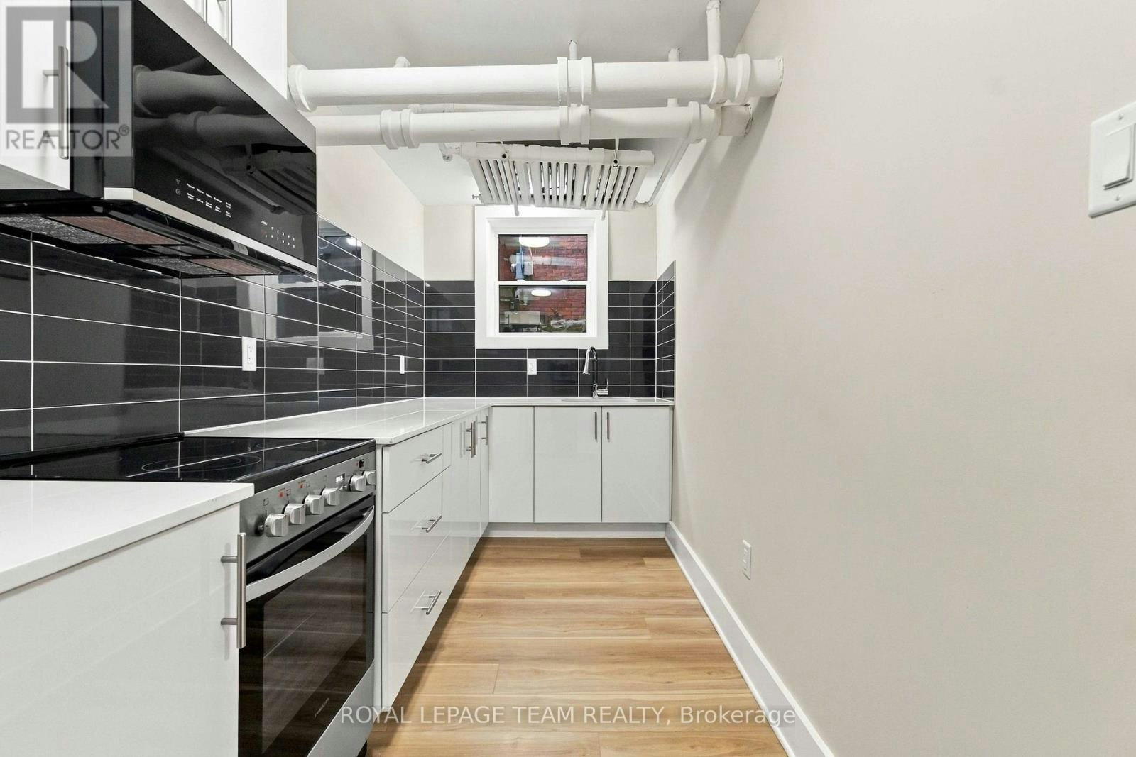 14-325 Cooper Street, Ottawa, ON, K2P 0G5 - 7