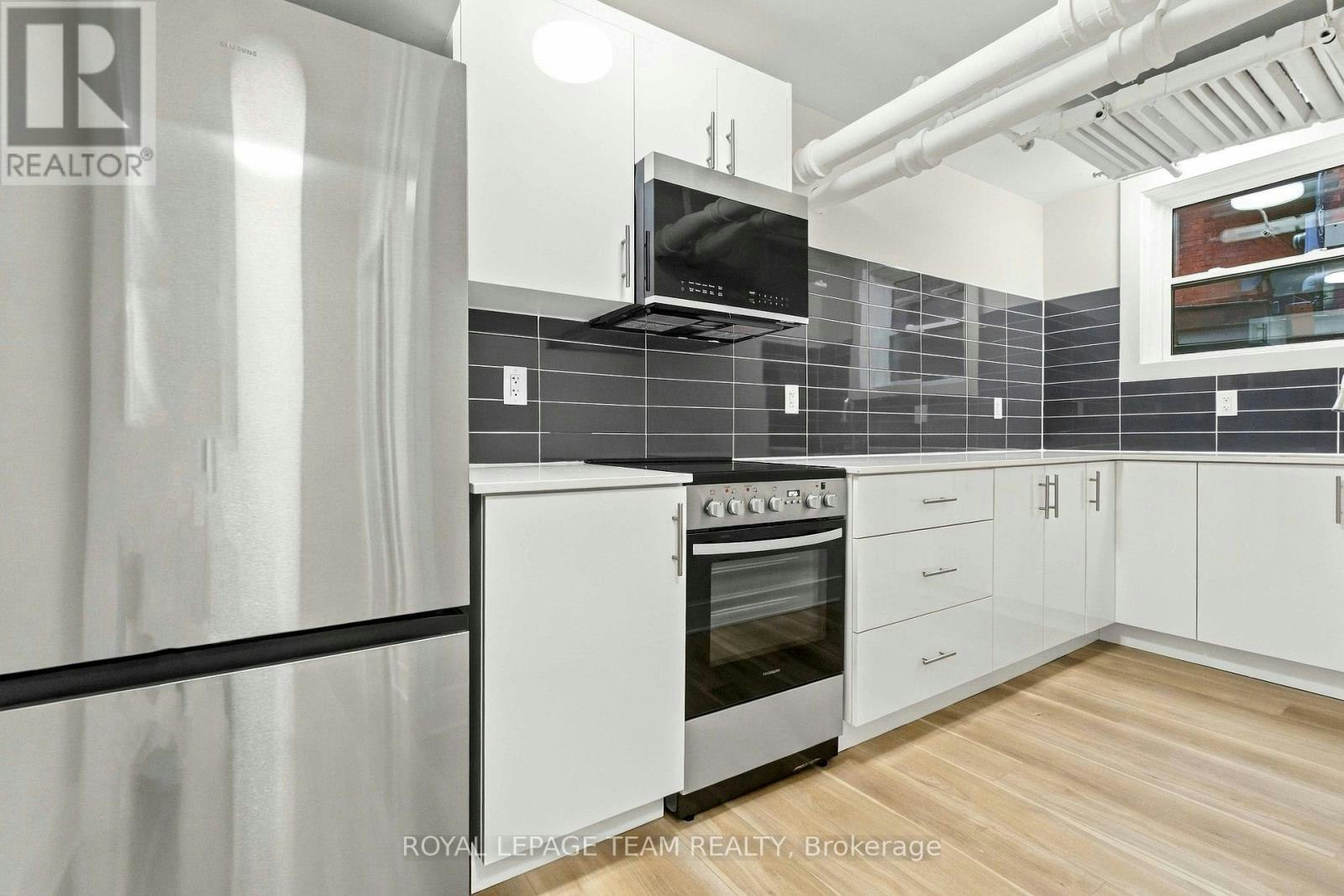 14-325 Cooper Street, Ottawa, ON, K2P 0G5 - 6