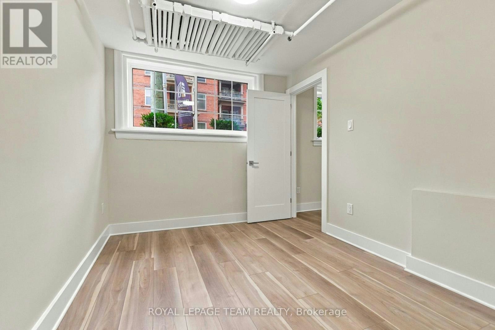 14-325 Cooper Street, Ottawa, ON, K2P 0G5 - 12