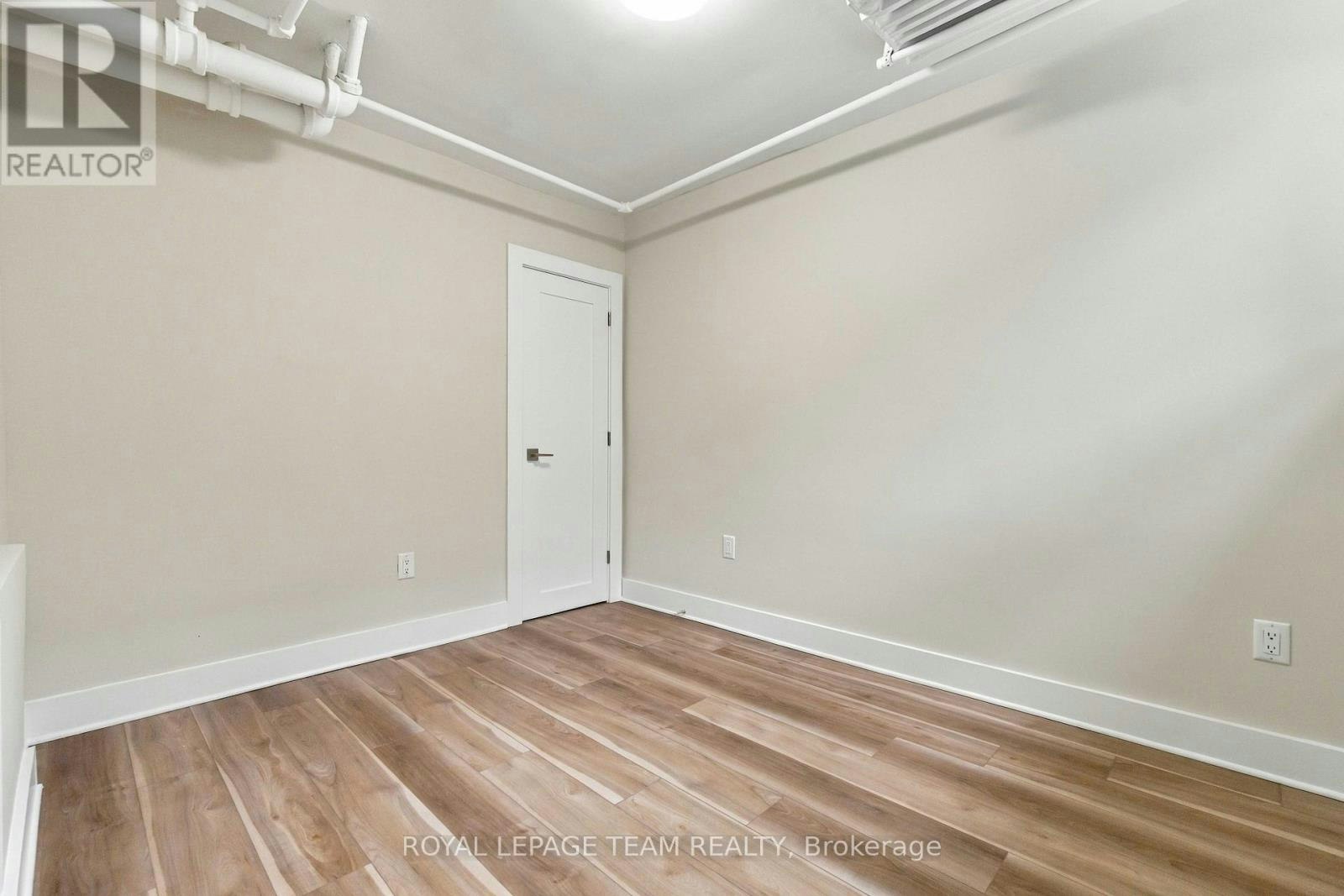 14-325 Cooper Street, Ottawa, ON, K2P 0G5 - 11