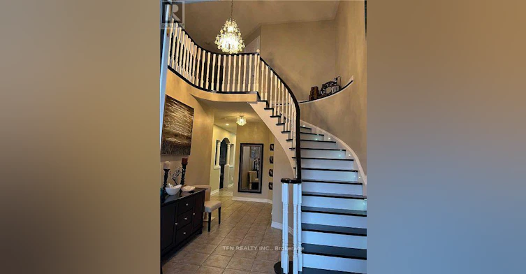 1047 Mcclenahan Crescent, Milton, ON, L9T 6W6 - 3