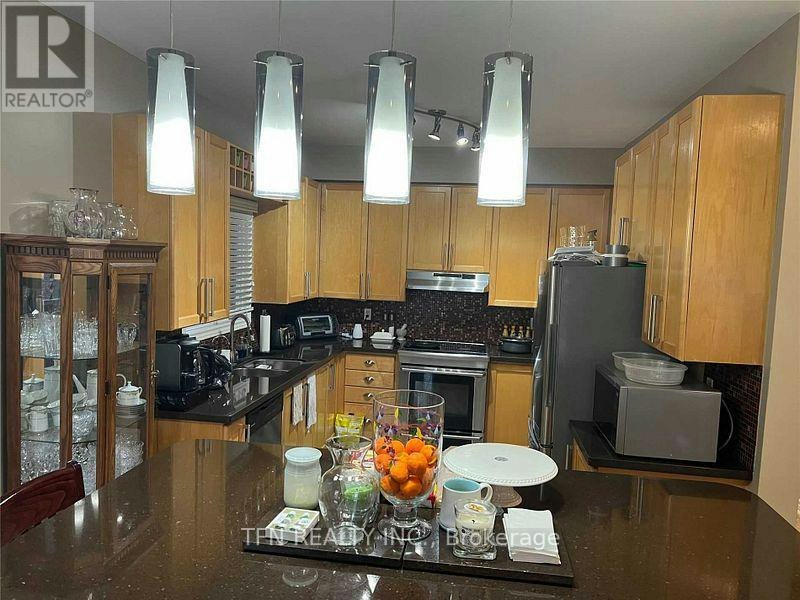 1047 Mcclenahan Crescent, Milton, ON, L9T 6W6 - 7