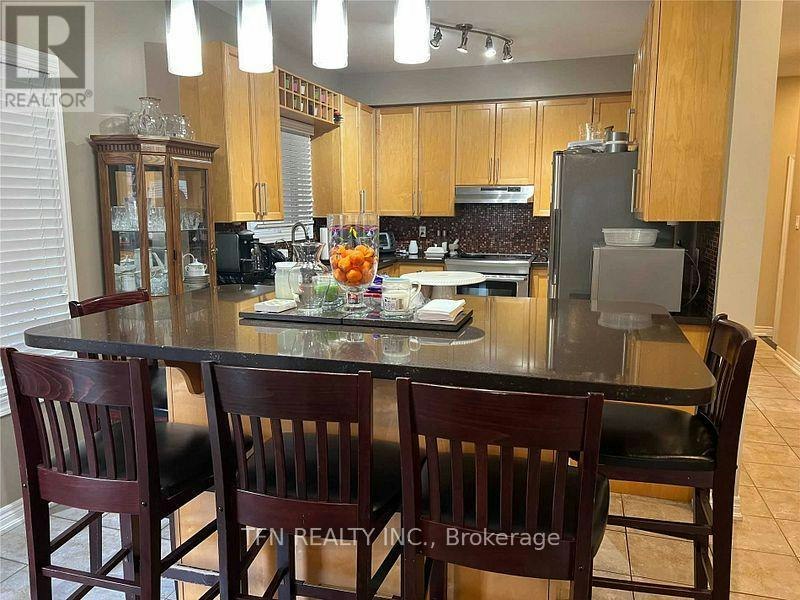 1047 Mcclenahan Crescent, Milton, ON, L9T 6W6 - 6