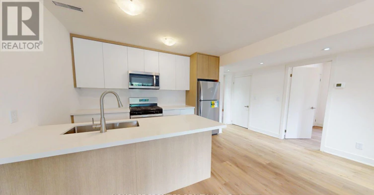 2 (MAIN-878 Glencairn Avenue, Toronto, ON, M6B 2A5 - 7
