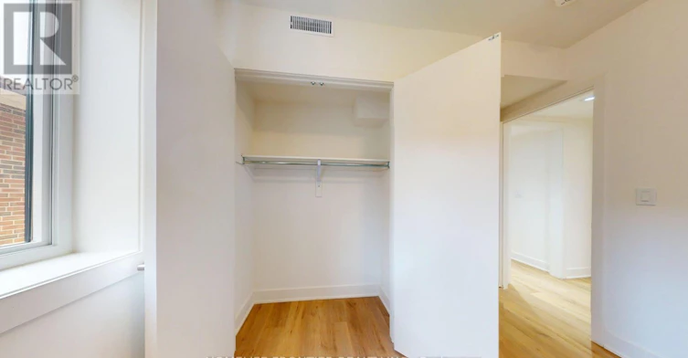 2 (MAIN-878 Glencairn Avenue, Toronto, ON, M6B 2A5 - 16