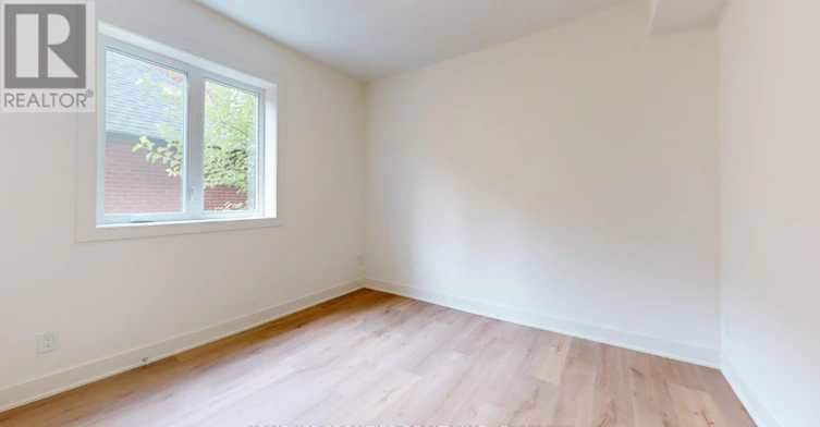 2 (MAIN-878 Glencairn Avenue, Toronto, ON, M6B 2A5 - 9