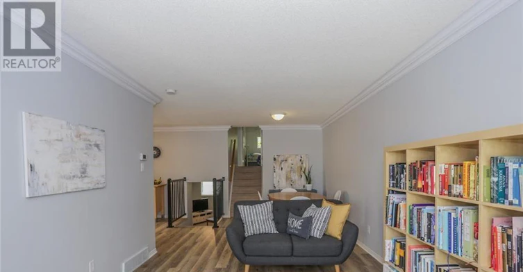 54 Tanoak Drive, London, ON, N6G 5A1 - 6