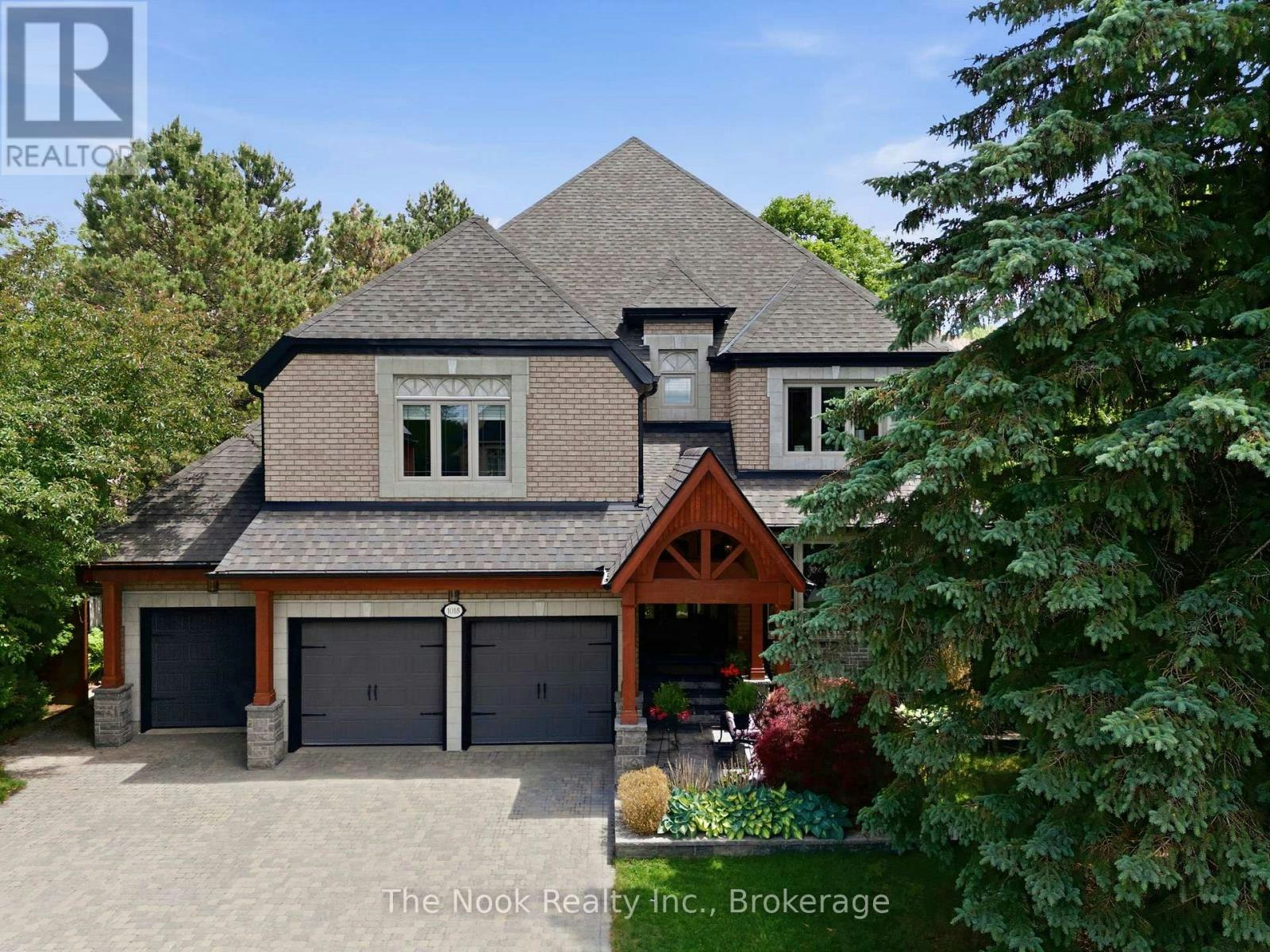 1018 Lockwood Circle, Newmarket, ON, L3X 1M2