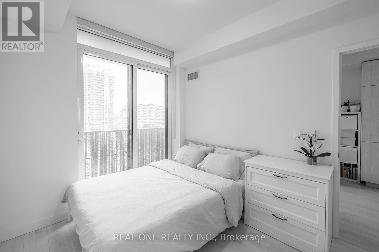 1509-8 Eglinton Avenue E, Toronto, ON, M4P 0C1 - 13