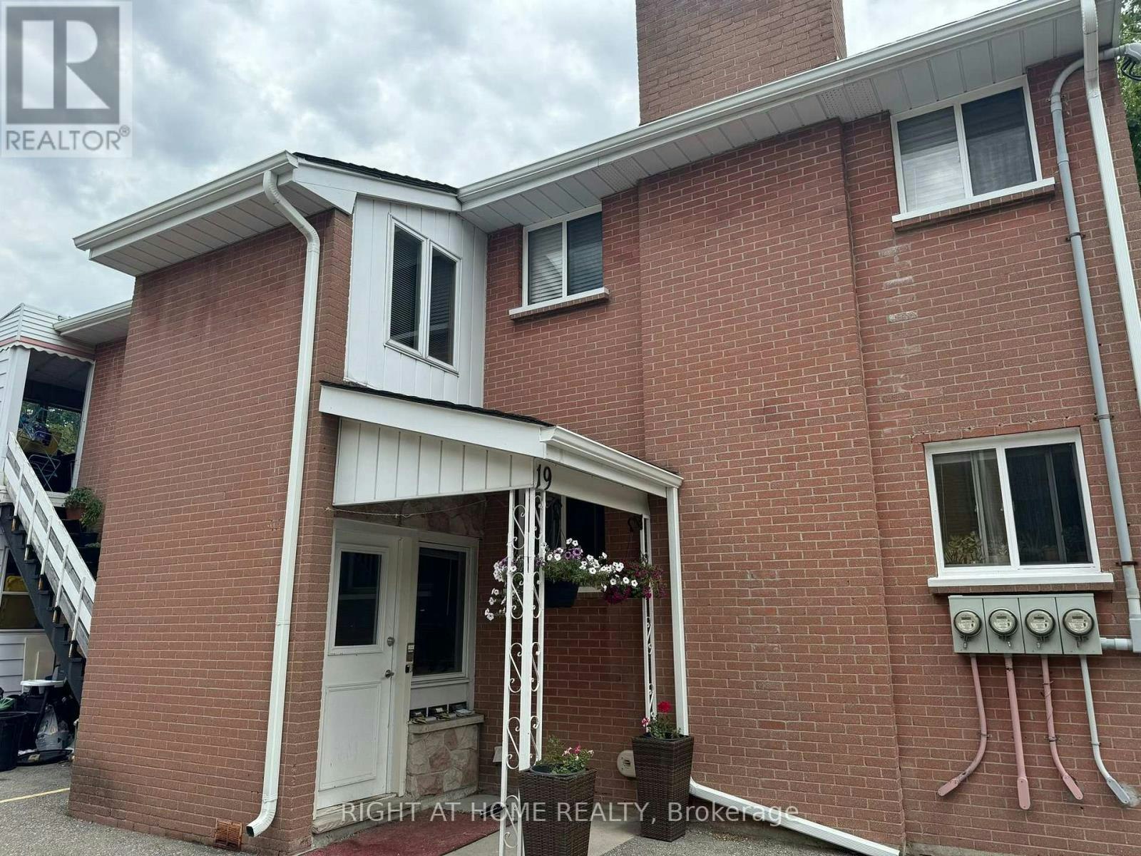 19 Evergreen Avenue, London, ON, N6J 1A6