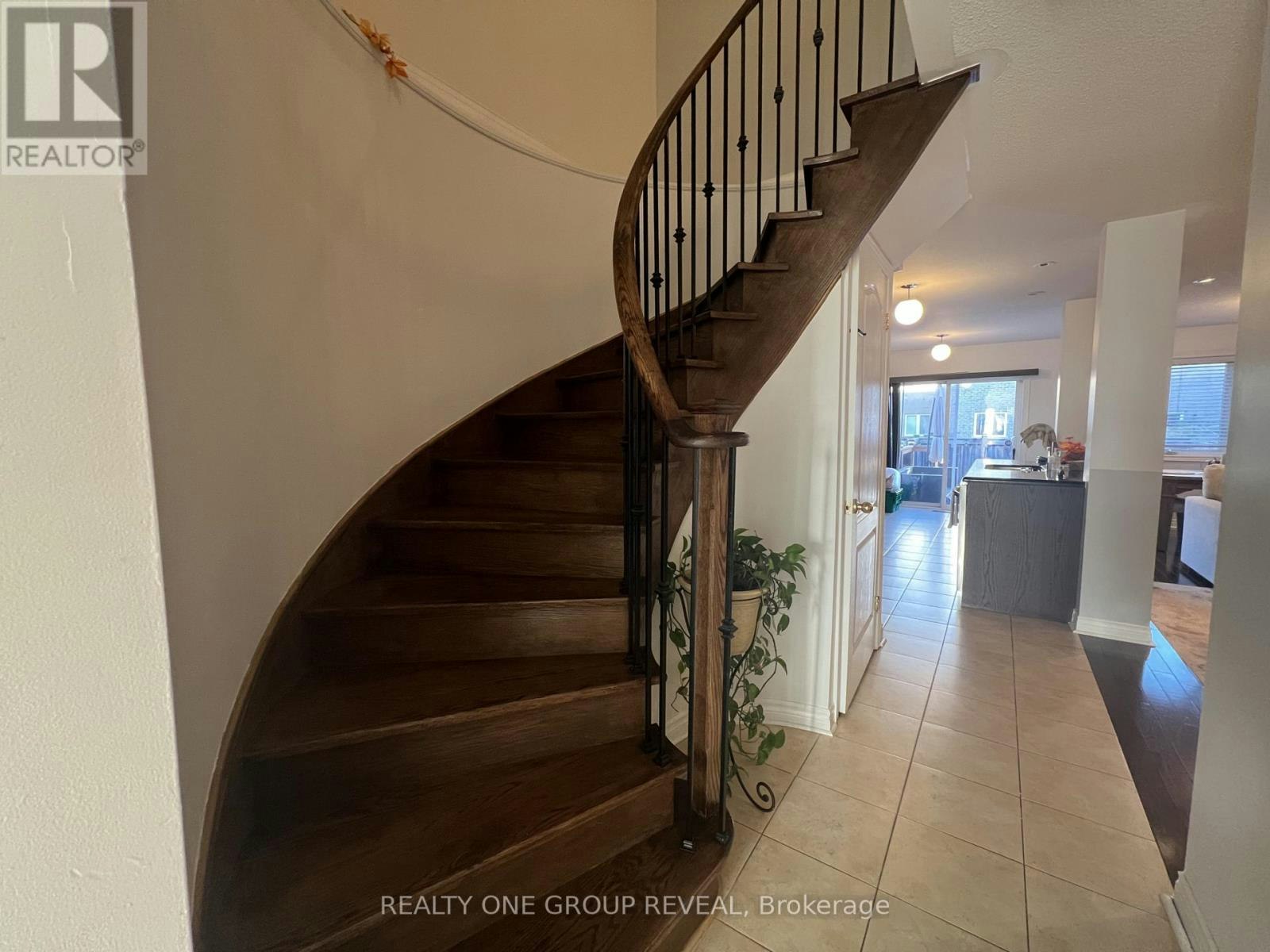 13 Enderly Street, Ajax, ON, L1S 0C1 - 9