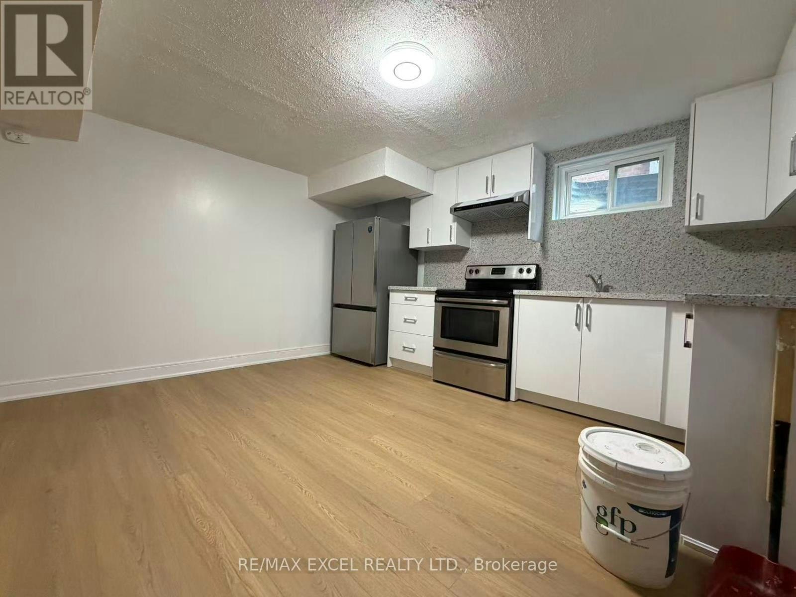 BSMT-21 Lovekin Grove, Toronto, ON, M1T 3T5 - 3