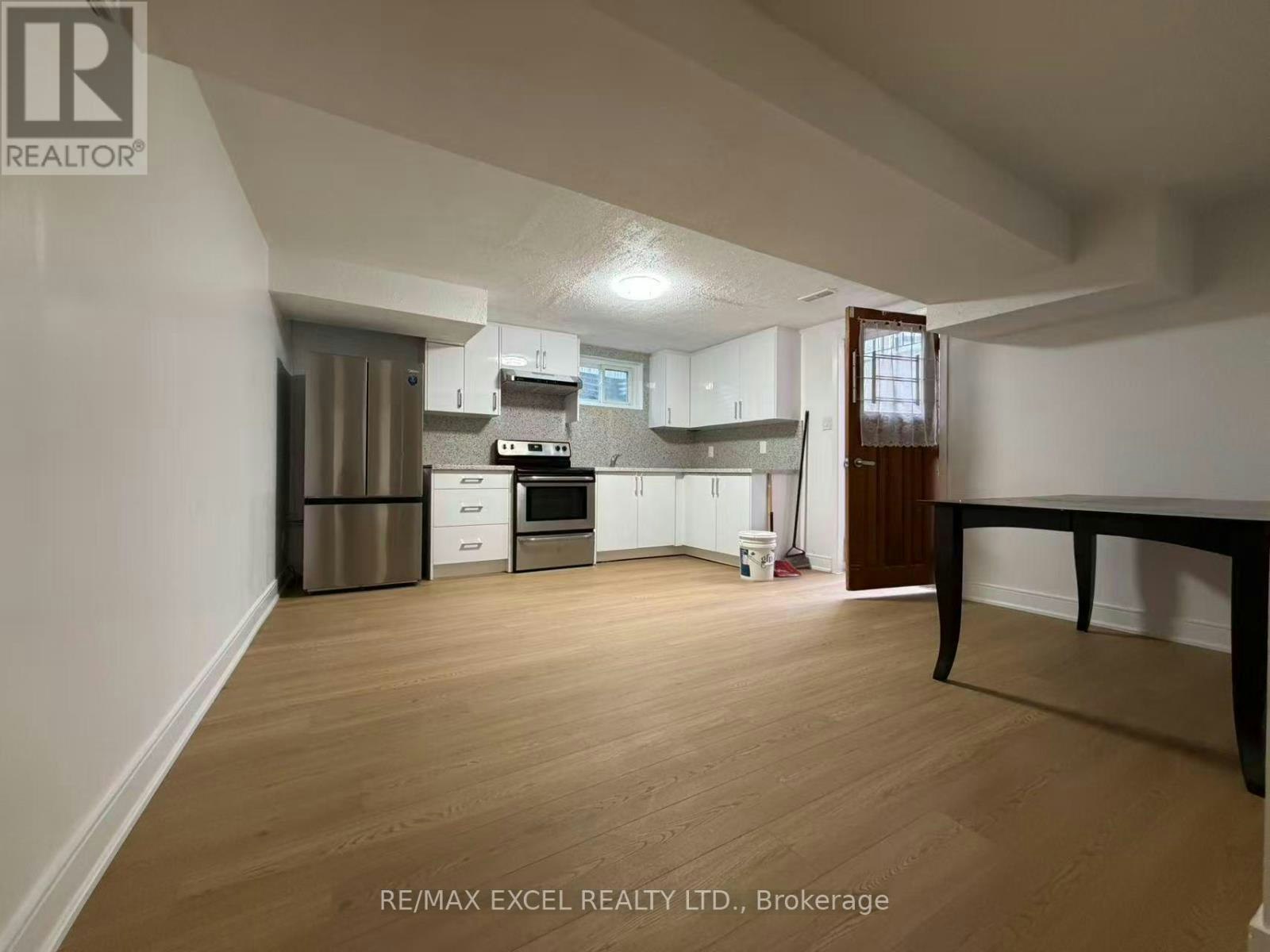 BSMT-21 Lovekin Grove, Toronto, ON, M1T 3T5