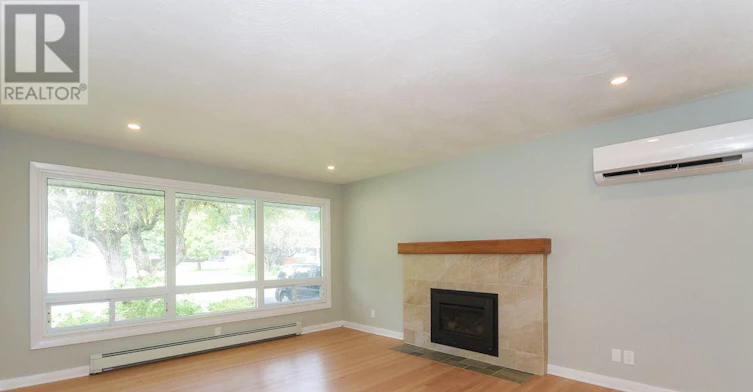 A-44 Kirkstall Avenue, Ottawa, ON, K2G 3M5 - 4