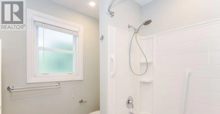 A-44 Kirkstall Avenue, Ottawa, ON, K2G 3M5 - 26