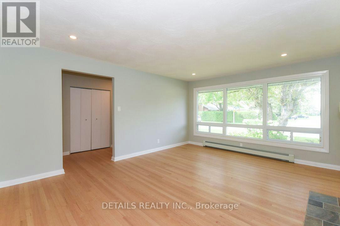 A-44 Kirkstall Avenue, Ottawa, ON, K2G 3M5 - 5