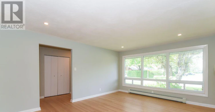 A-44 Kirkstall Avenue, Ottawa, ON, K2G 3M5 - 5