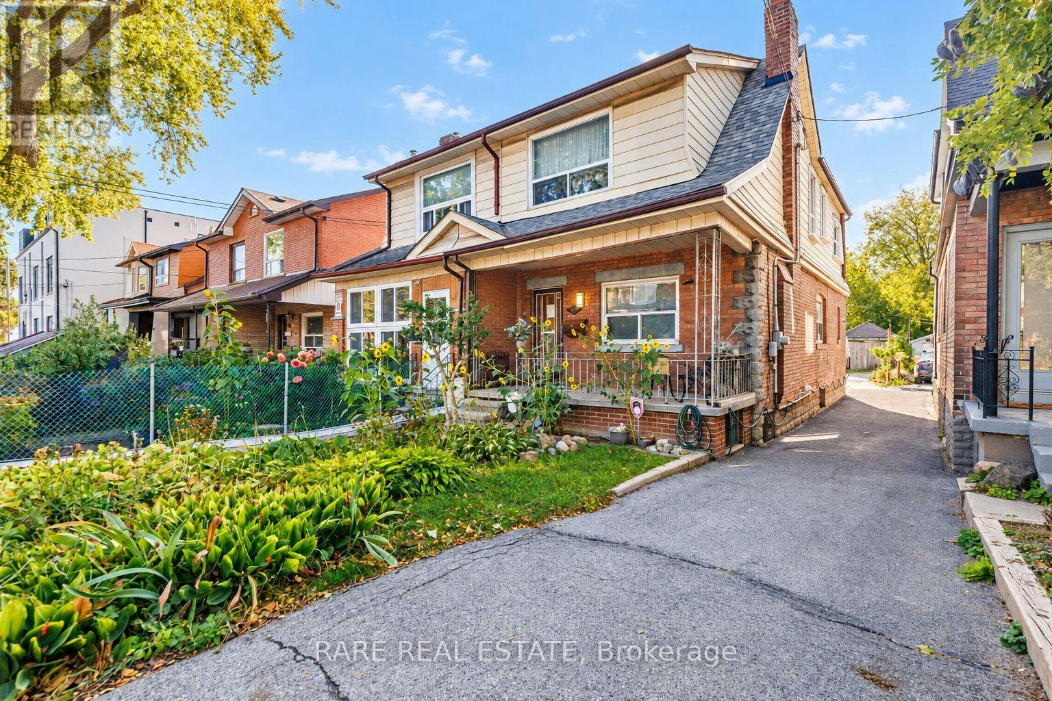 842 Shaw Street, Toronto, ON, M6G 3M2