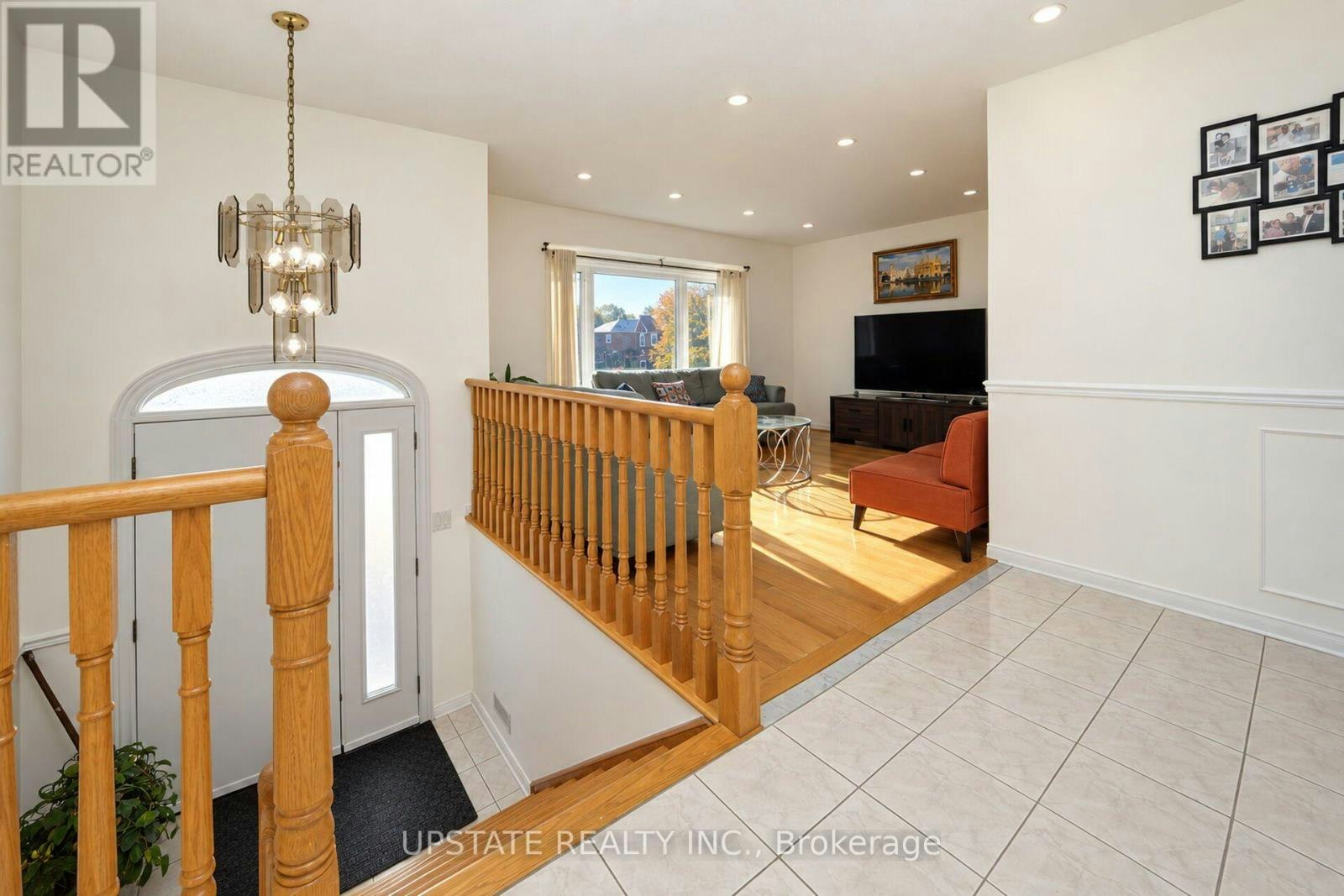 28 Braemore Road, Brampton, ON, L6X 1E5 - 2
