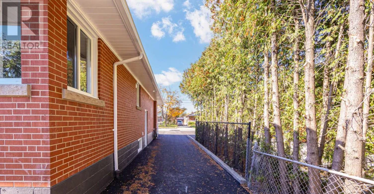 LOWER-387 19th Street EAST, Hamilton, ON, L9A 4S9 - 32