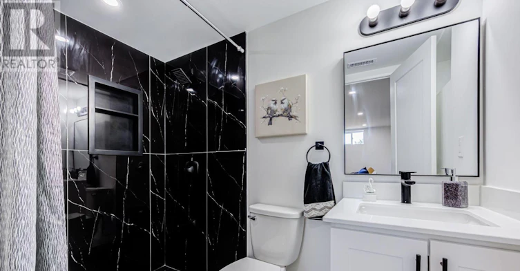 LOWER-387 19th Street EAST, Hamilton, ON, L9A 4S9 - 21