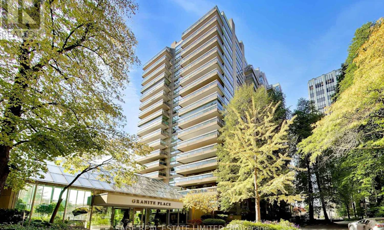 403-63 St Clair Avenue W