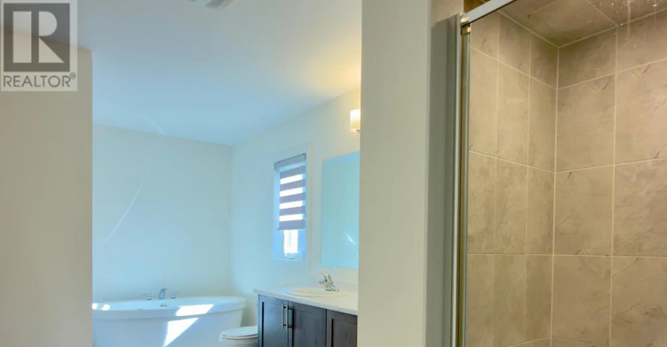 1546 Rose Way, Milton, ON, L9E 1V8 - 11