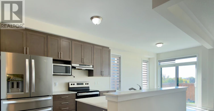 1546 Rose Way, Milton, ON, L9E 1V8 - 7