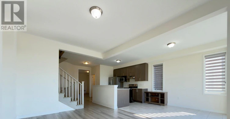 1546 Rose Way, Milton, ON, L9E 1V8 - 10