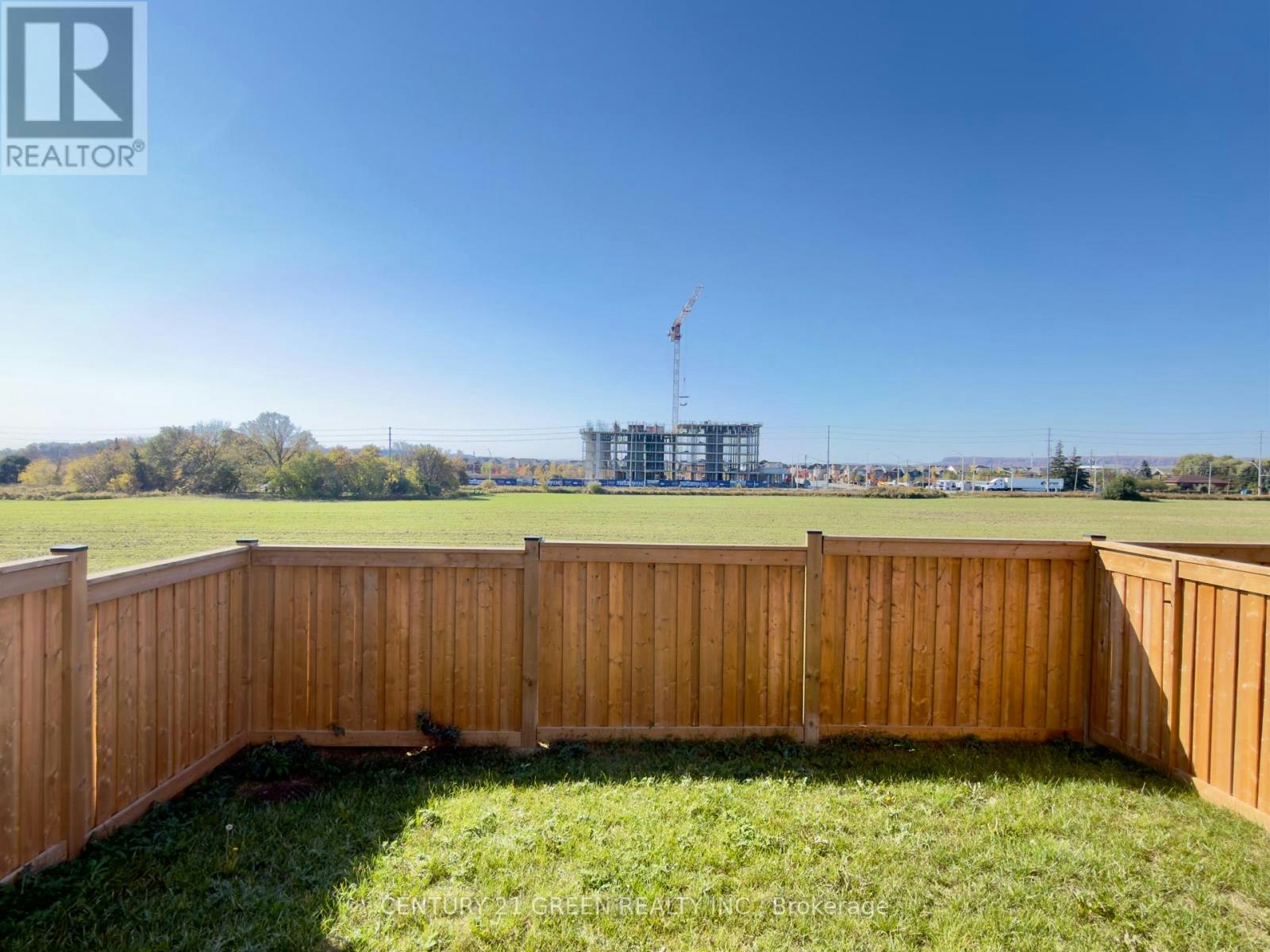 1546 Rose Way, Milton, ON, L9E 1V8 - 13