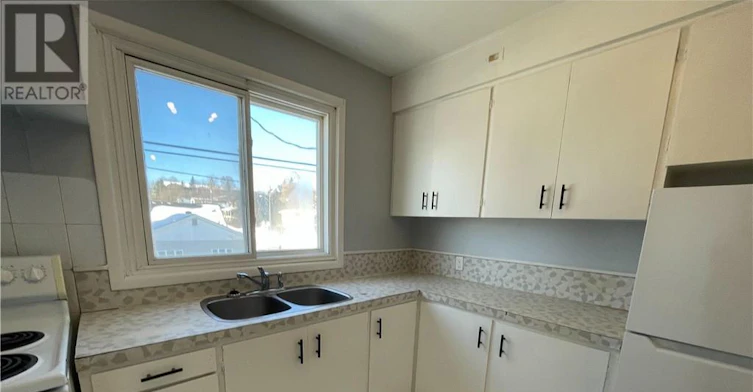 244 6-246 Whittaker Street, Greater Sudbury, ON, P3C 3X8 - 11