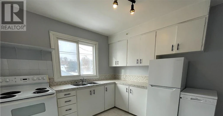 244 6-246 Whittaker Street, Greater Sudbury, ON, P3C 3X8 - 5