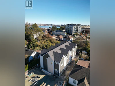 3-525 Paradise Street - 2