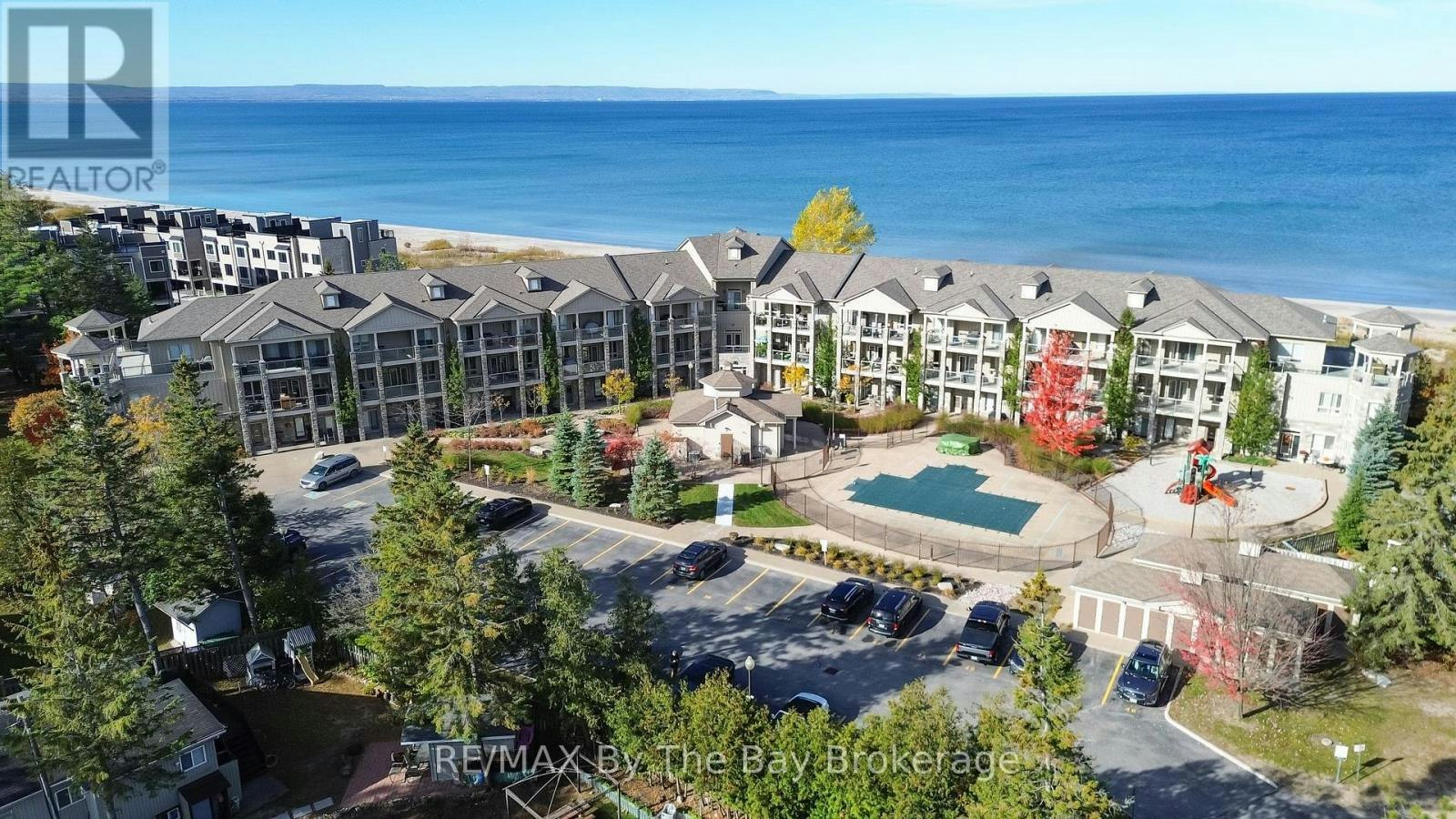 206-764 River Road E, Wasaga Beach, ON, L9Z 2M7