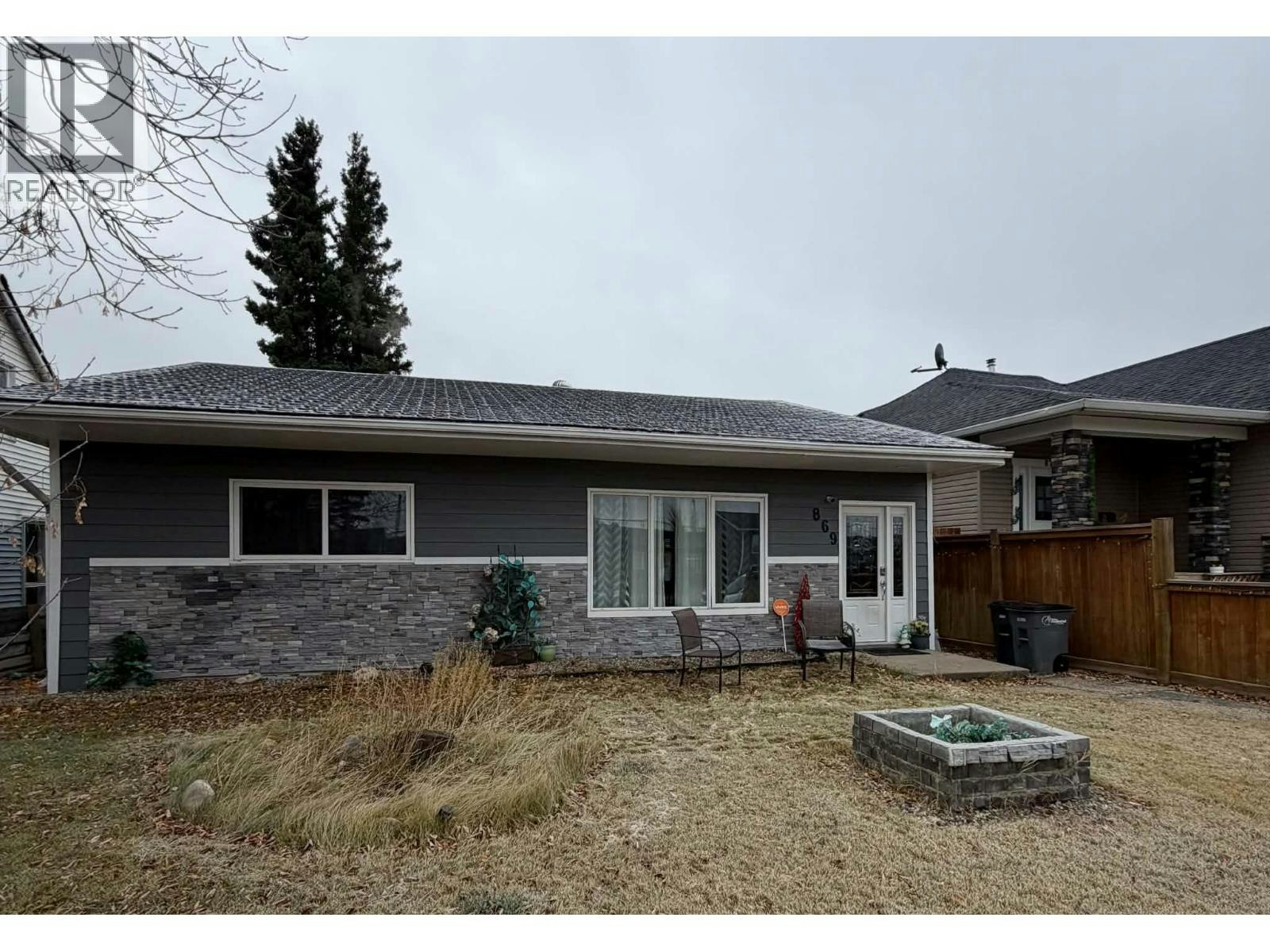 869 106 Avenue, Dawson Creek, BC, V1G 2N6